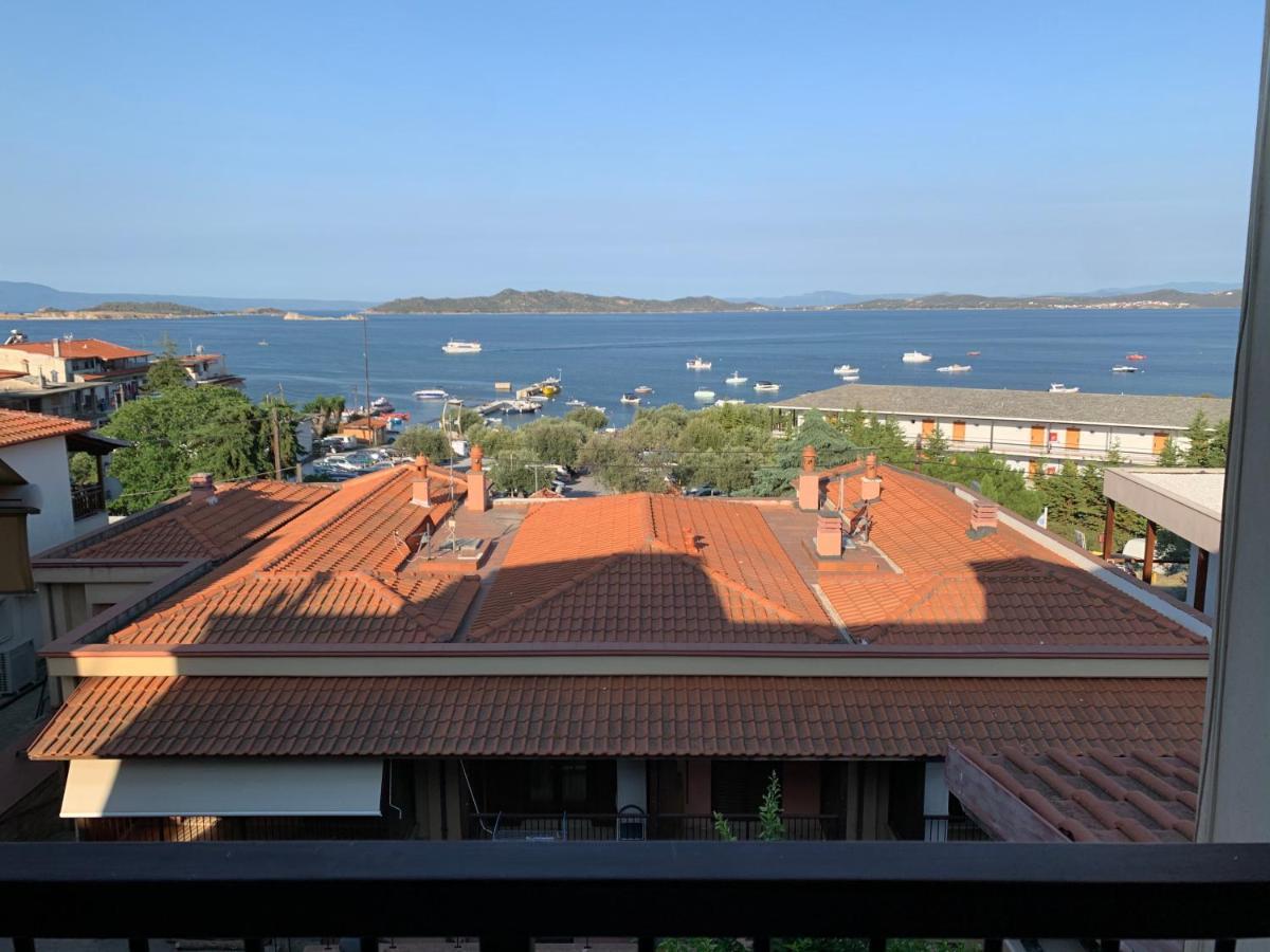 Yulia Guest House อูรานูโปลี ภายนอก รูปภาพ